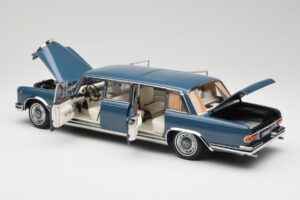 Mercedes 600 Pullman W100 Син NZG 1:18 B66040707 Метал — снимка 5 от 8