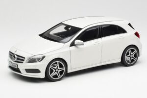 Mercedes A-Class W176 Cirrus Бял Norev 1:18 B66960126 Метал