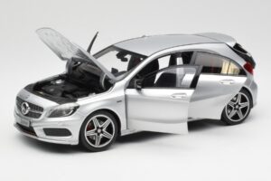 Mercedes A-Class W176 Polar Сребрист Norev 1:18 B66960139 Метал — снимка 2 от 8