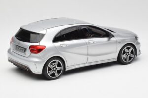 Mercedes A-Class W176 Polar Сребрист Norev 1:18 B66960139 Метал — снимка 3 от 8