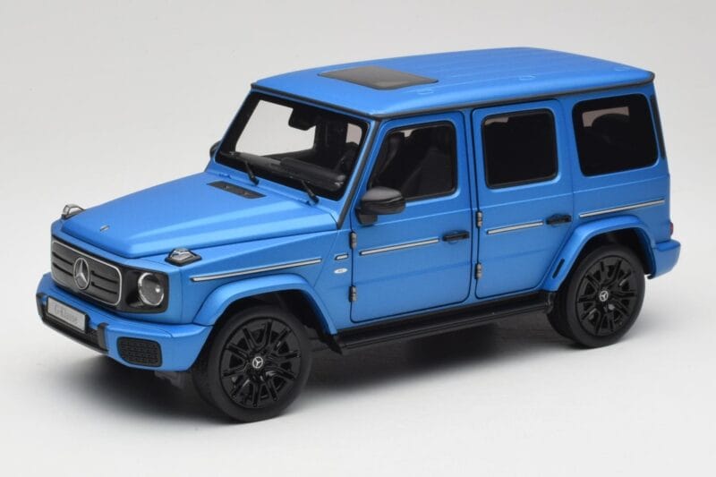 Mercedes AMG G 63 L W465 Син Norev 1:18 B66960664 Метал