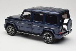 Mercedes AMG G 63 L W465 Тъмносин Norev 1:18 B66960663 Метал — снимка 7 от 8