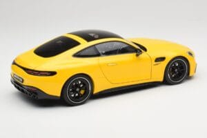 Mercedes AMG GT 43 C192 Turbo Sun Yellow NZG 1:18 B66960587 Метал — снимка 3 от 8