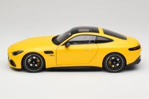Mercedes AMG GT 43 C192 Turbo Sun Yellow NZG 1:18 B66960587 Метал — снимка 4 от 8
