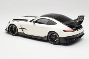 Mercedes AMG GT C190 Black Series Designo Diamond Бял Metallic Minichamps 1:18 155032022 Метал — снимка 5 от 6