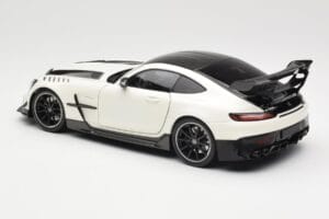 Mercedes AMG GT C190 Black Series Diamond White Metallic Minichamps 1:18 110032020 Метал — снимка 7 от 8