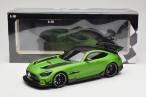 Mercedes AMG GT C190 Black Series Green Hell Magno Minichamps 1:18 155032020 Метал — снимка 6 от 6