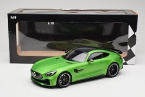 Mercedes AMG GT R C190 Мат Зелен Minichamps 1:18 155036020 Метал — снимка 6 от 6