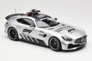 Mercedes AMG GT R C190 Safety Car F1 2019 Minichamps 1:18 155036090 Метал — снимка 4 от 6