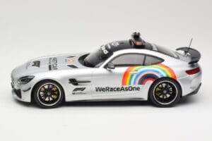 Mercedes AMG GT R C190 Safety Car F1 2020 Minichamps 1:18 155036092 Метал — снимка 3 от 6