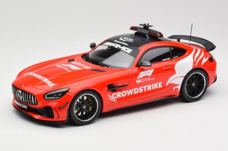 Mercedes AMG GT R C190 Safety Car F1 2021 Minichamps 1:18 155036095 Метал