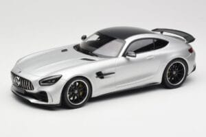 Mercedes AMG GT R C190 Сребрист Minichamps 1:18 155036025 Метал