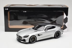 Mercedes AMG GT R C190 Сребрист Minichamps 1:18 155036025 Метал — снимка 6 от 6