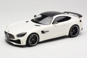 Mercedes AMG GT R C190 Бял Металик Minichamps 1:18 155036028 Метал