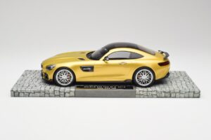 Mercedes Brabus AMG GT S C190 600 Desert Златен Minichamps 1:18 107032522 Метал — снимка 3 от 6