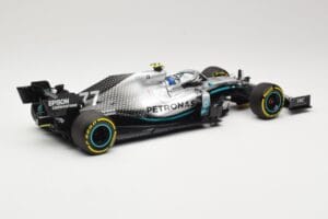 Mercedes AMG Petronas Motorsport W10 #77 V. Bottas 2nd Place Chinese GP 2019 Minichamps 1:18 110190377 Метал — снимка 2 от 6
