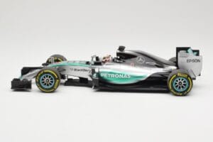 Mercedes AMG Petronas W06 Hybrid #44 L. Hamilton F1 World Champion 2015 Minichamps 1:18 186150044 Метал — снимка 3 от 6