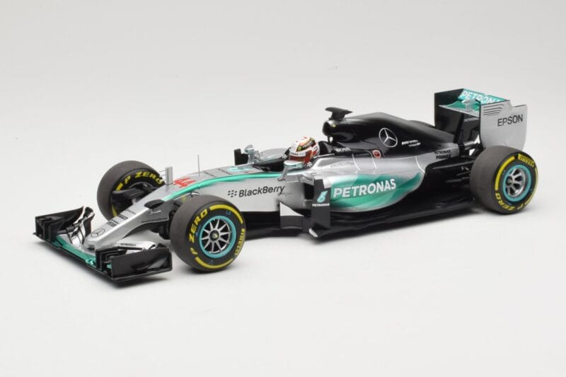 Mercedes AMG Petronas W06 Hybrid #44 L. Hamilton F1 World Champion 2015 Minichamps 1:18 186150044 Метал