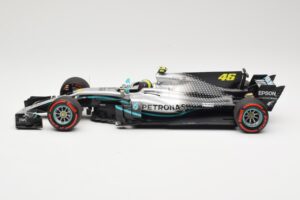 Mercedes AMG Petronas W08 V. Rossi Ride Swap Valencia December 2019 Minichamps 1:18 110191746 Метал — снимка 3 от 6