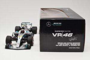 Mercedes AMG Petronas W08 V. Rossi Ride Swap Valencia December 2019 Minichamps 1:18 110191746 Метал — снимка 6 от 6