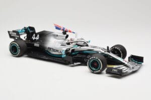 Mercedes AMG Petronas W10 #44 L. Hamilton Winner British GP 2019 Minichamps 1:18 110191044 Метал — снимка 4 от 6