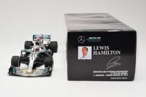 Mercedes AMG Petronas W10 #44 L. Hamilton Winner British GP 2019 Minichamps 1:18 110191044 Метал — снимка 6 от 6
