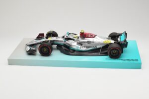 Mercedes AMG Petronas W13 E Performance #44 L. Hamilton 2022 Minichamps 1:18 113220044 Метал