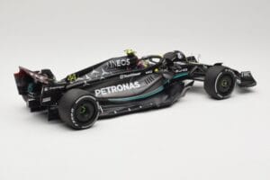 Mercedes AMG Petronas W14 E Performance #44 L. Hamilton Bahrain GP 2023 Minichamps 1:18 110230144 Метал — снимка 2 от 6