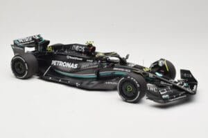 Mercedes AMG Petronas W14 E Performance #44 L. Hamilton Bahrain GP 2023 Minichamps 1:18 110230144 Метал — снимка 4 от 6