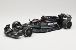 Mercedes AMG Petronas W14 E Performance #44 L. Hamilton Bahrain GP 2023 Minichamps 1:18 110230144 Метал