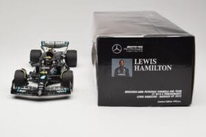 Mercedes AMG Petronas W14 E Performance #44 L. Hamilton Bahrain GP 2023 Minichamps 1:18 110230144 Метал — снимка 6 от 6