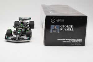 Mercedes AMG Petronas W14 E Performance #63 G. Russell Bahrain GP 2023 Minichamps 1:18 110230163 Метал — снимка 6 от 6