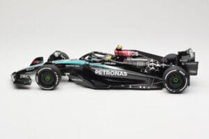 Mercedes AMG Petronas W15 E Performance #44 L. Hamilton 2024 Minichamps 1:18 110240144 Метал — снимка 5 от 6