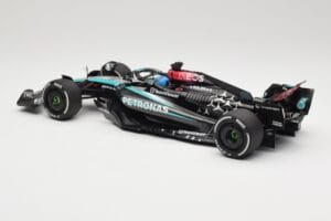 Mercedes AMG Petronas W15 E Performance #63 G. Russell Winner Austrian GP 2024 Minichamps 1:18 110241163 Метал — снимка 5 от 6