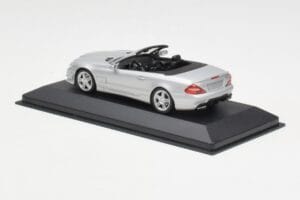Mercedes AMG SL63 R230 Сребрист Wheels Type 2 Minichamps 1:43 SL63001 Метал — снимка 3 от 4