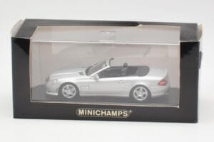 Mercedes AMG SL63 R230 Сребрист Wheels Type 2 Minichamps 1:43 SL63001 Метал — снимка 4 от 4