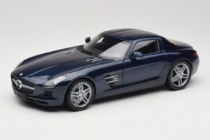 Mercedes SLS AMG C197 Blue Metallic Minichamps 1:18 180039021 Метал
