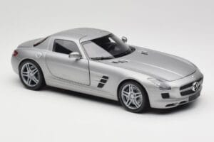 Mercedes AMG SLS C197 Grey Metallic Minichamps 1:18 100039025 Метал — снимка 6 от 8