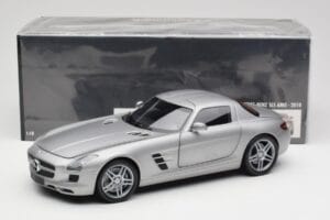 Mercedes AMG SLS C197 Grey Metallic Minichamps 1:18 100039025 Метал — снимка 8 от 8