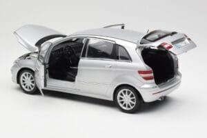 Mercedes B-Class W245 Сребрист Kyosho 1:18 B66962326 Метал — снимка 5 от 8