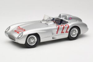 Mercedes 300 SLR W196S #722 S. Moss / D. Jenkinson Mille Miglia Winner 1955 Maisto 1:18 536887 Метал