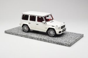 Mercedes Brabus B63 620 Widestar Pearl White Minichamps 1:18 107032201 Метал — снимка 4 от 6