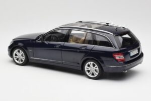 Mercedes C-Class S204 T-Modell Tanzanite Син AUTOart 1:18 B66962352 Метал — снимка 7 от 8