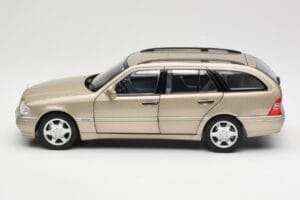 Mercedes C-Class T-Model W202 Smoke Silver Norev 1:18 183388 Метал — снимка 5 от 8