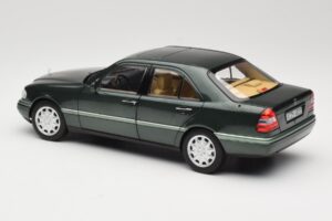 Mercedes C-Class W202 Malachite Green Norev 1:18 183372 Метал — снимка 6 от 8