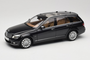 Mercedes C-Class W204 Estate Obsidian Black AUTOart 1:18 B66962349 Метал