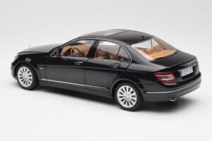 Mercedes C-Class W204 Obsidian Черен AUTOart 1:18 B66962365 Метал — снимка 7 от 8