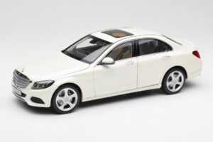 Mercedes C-Class W205 Diamond Бял Металик Norev 1:18 B66960256 Метал