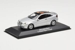 Mercedes C-Class W203 Sport Coupe Сребърен Minichamps 1:43 B66961916 Метал — снимка 2 от 4