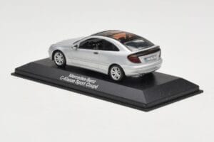 Mercedes C-Class W203 Sport Coupe Сребърен Minichamps 1:43 B66961916 Метал — снимка 3 от 4